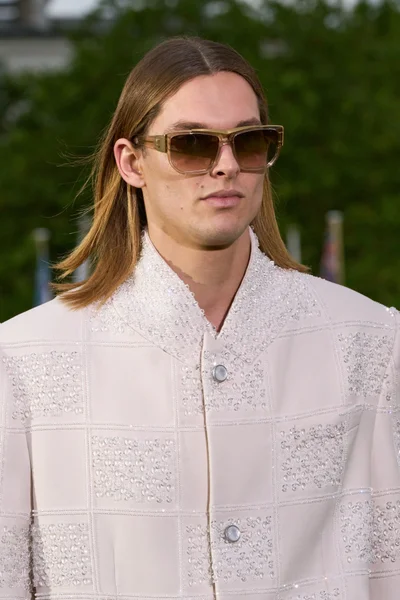 Look 189